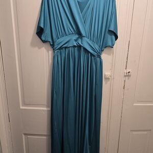 Chic Teal Maxi Dress